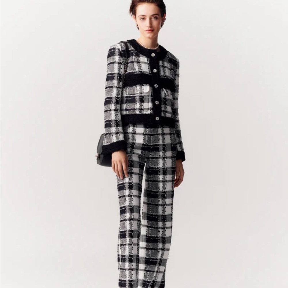 Chanel 2023 tweed pants